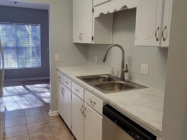 440 Sandy Oak Dr — Photo 8