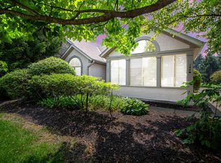 146 Stonebend Dr, Powell, OH 43065
