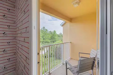 849 Assembly Ct — Photo 16