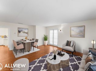 1018 W 18th St, Costa Mesa, CA 92627