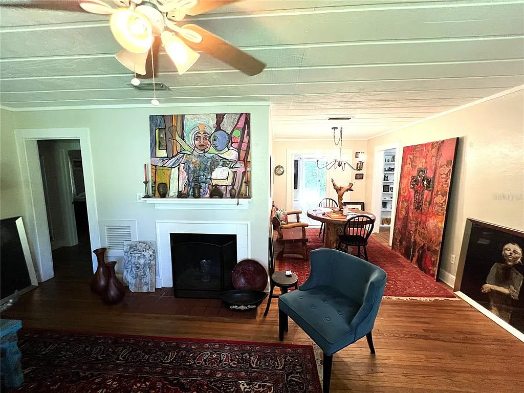 3 bed, 1.0 bath, 1398 sqft, $2,000 — Photo 4