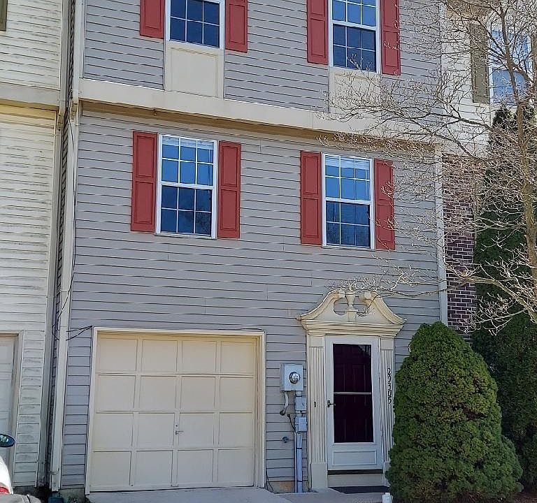 1st image of 20305 Kellys Ln