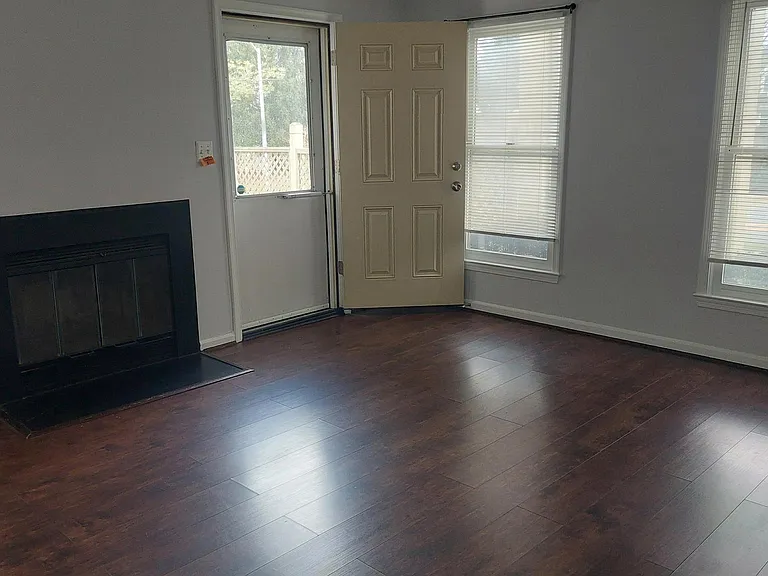Shadyside Ln — Photo 20
