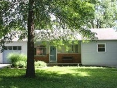 6401 W 81st St, Overland Park, KS, 66204