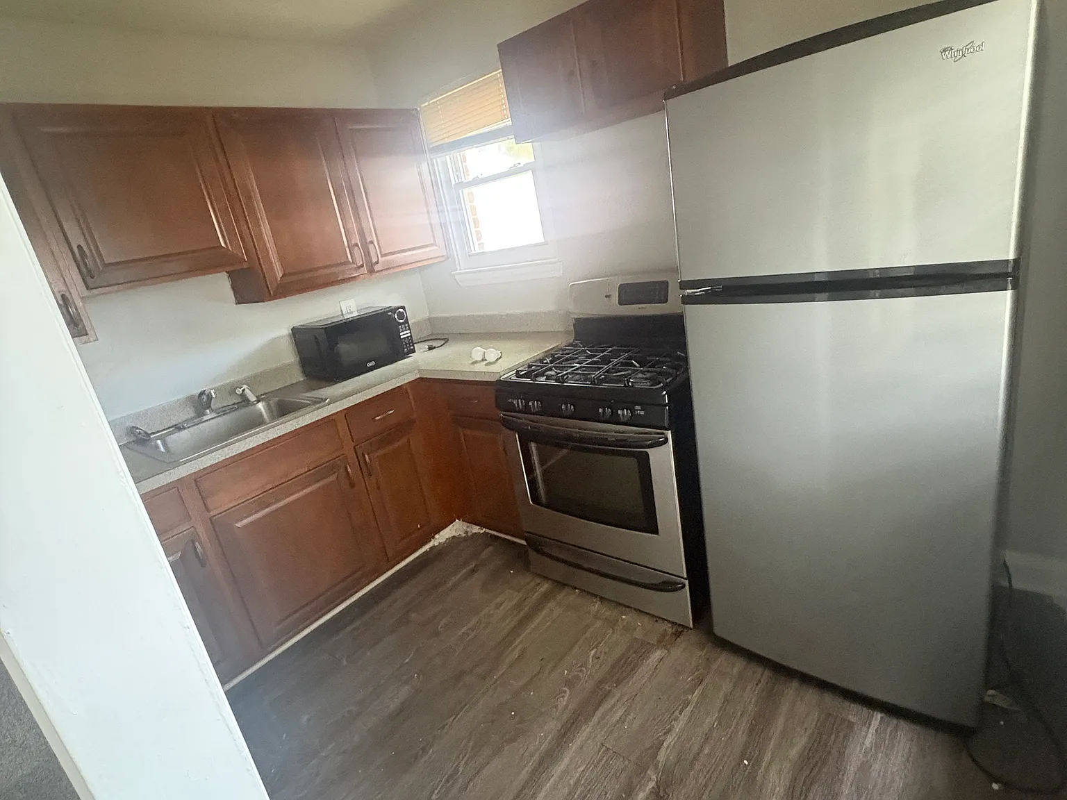 2 bed, $1,250 — Photo 4