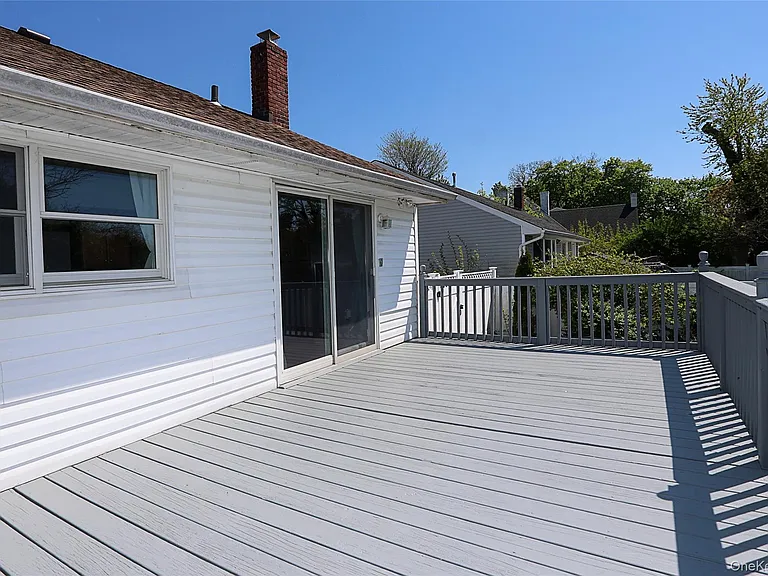 874 Seamans Neck Rd — Photo 30