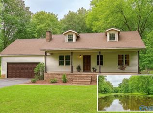 1341 Maple Ln NE, Arab, AL 35016