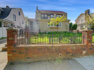 4012 166th St, Flushing, NY 11358
