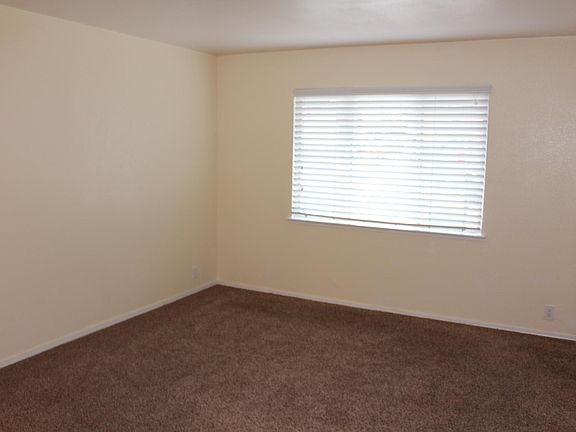 5th image of 1284 Terra Nova Blvd