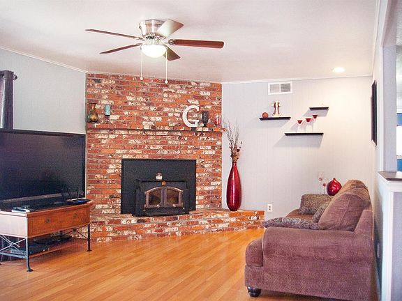 5th image of 5931 E Madison Ave
