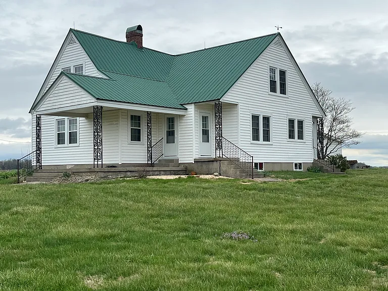 3695 Tonieville Rd — Photo 1