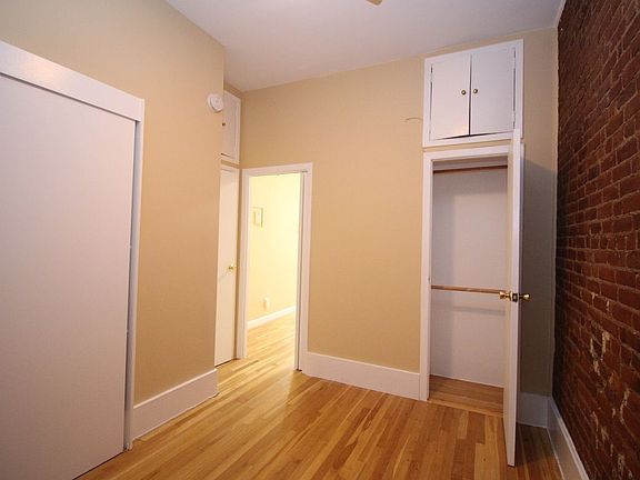 4th image of 40 1/2 Saint Marks Pl #2A