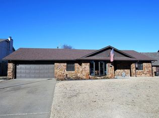 432 Chisholm Cir, Bartlesville, OK 74006