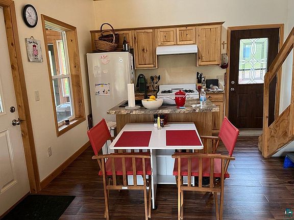2nd image of 7064 Cramer Rd
