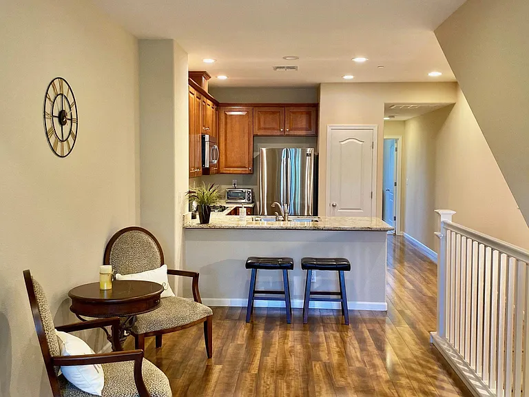 125 El Paseo Cir — Photo 13