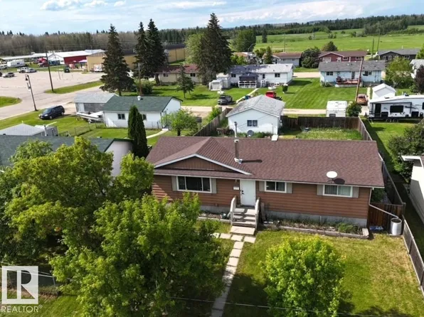 4912 55th St, Alberta Beach, AB T0E 0A0