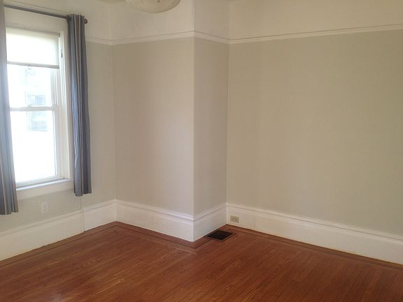 3rd image of 1284 28th Ave