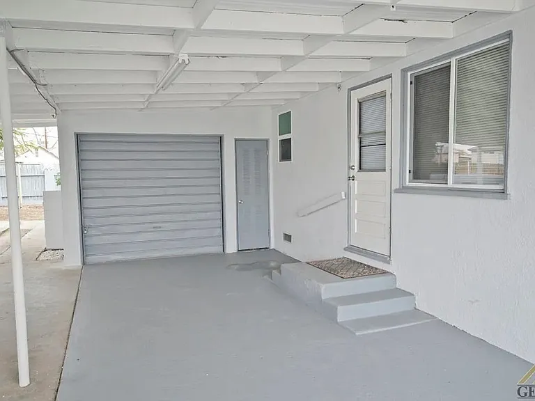1800 Esther Dr — Photo 3