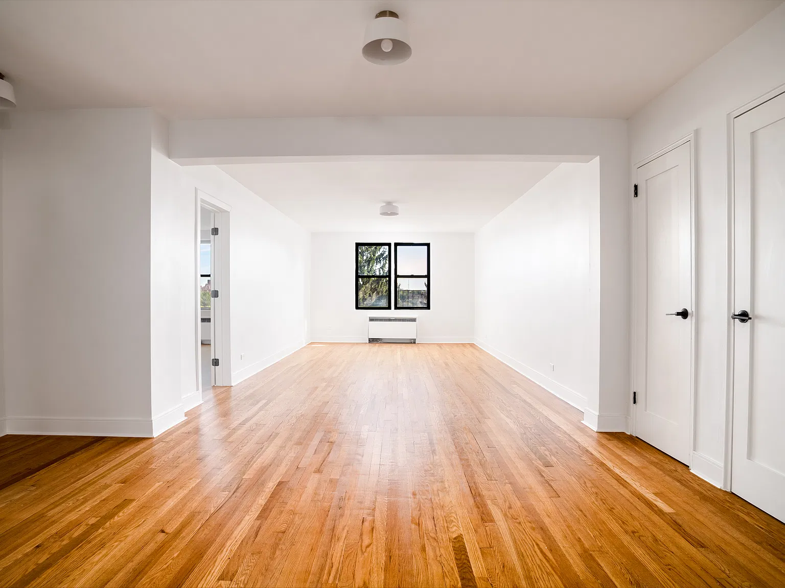 445 West 240th Street — Photo 4