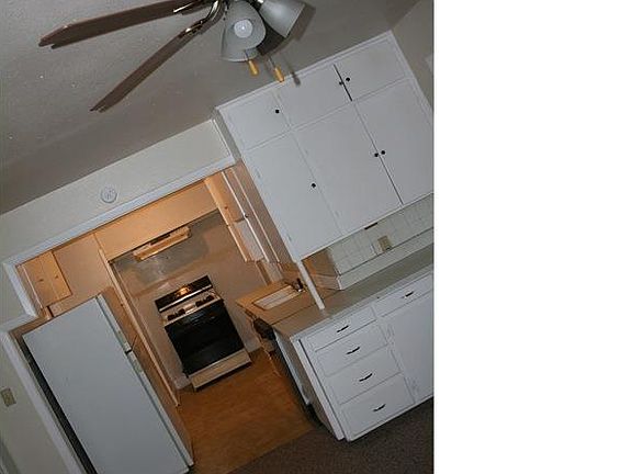 4th image of 82 N Carolina St