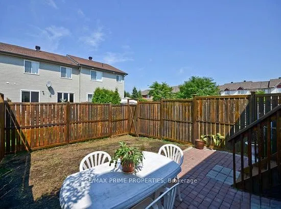 3 bed, $2,900 — Photo 2