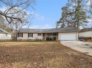 1730 Honeybee Creek Dr, Griffin, GA 30224