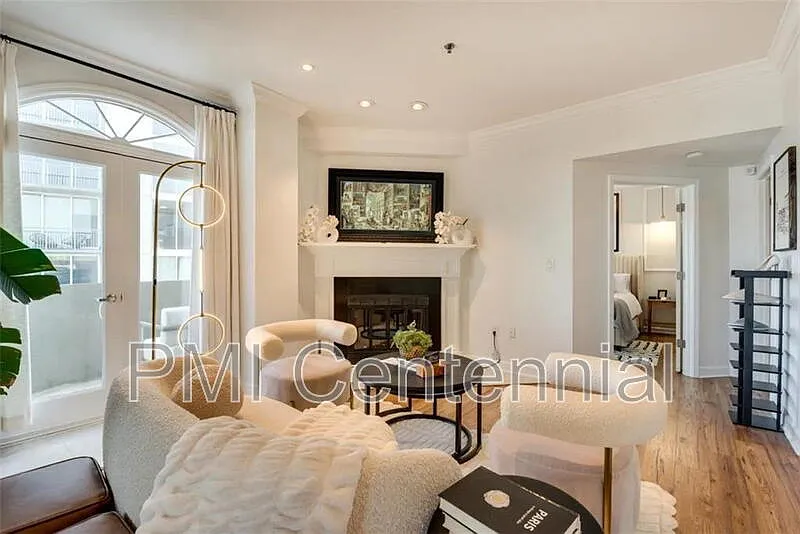 2161 Peachtree Rd NE #801