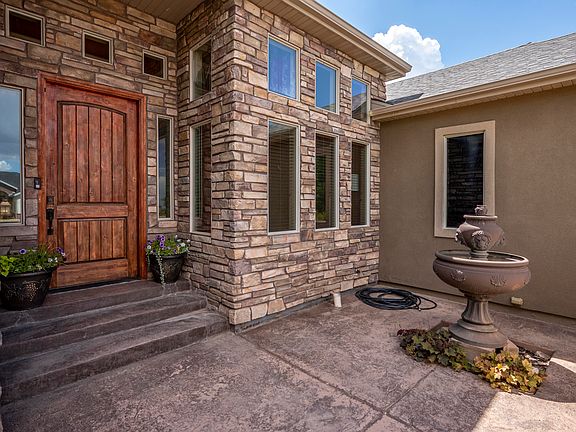 4th image of 5112 Mountain View Cir