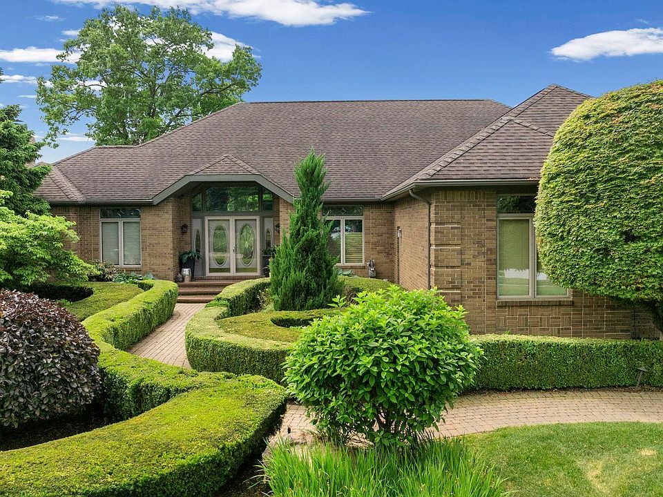 1st image of 6718 Pond Dr