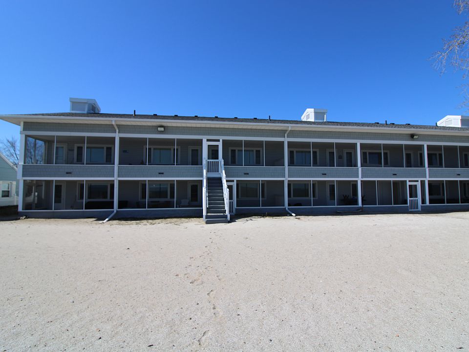 1st image of 6001 E Poplar Ave #2