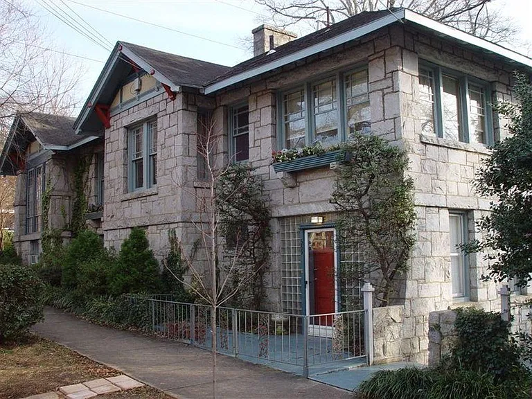 585 Elmwood Dr NE — Photo 14