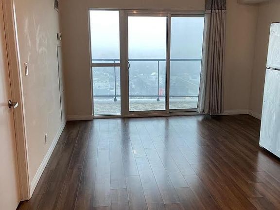 3rd image of 2150 Lawrence Ave E #1207
