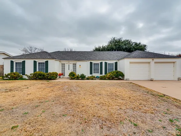 2811 Marmon Dr, Midland, TX 79705