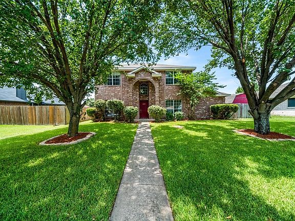 3rd image of 509 Boxwood Dr