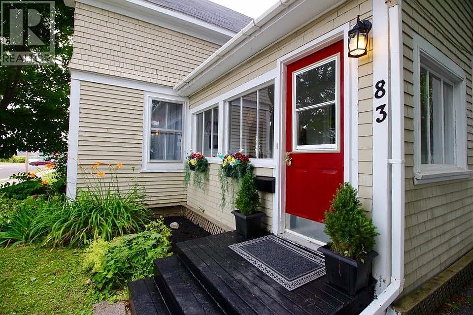 83 Hayes St, Fredericton, NB E3A 2T7 Zillow