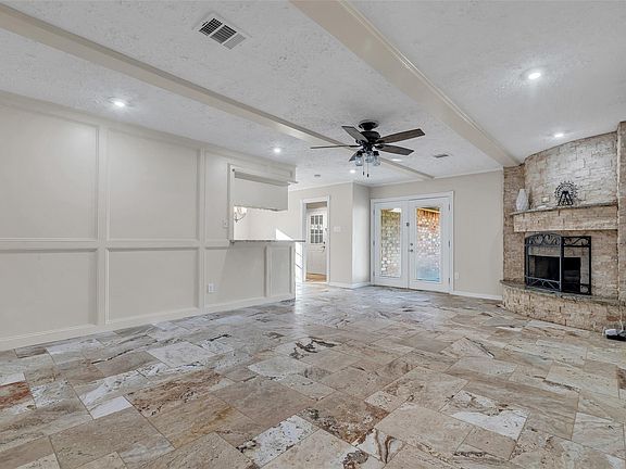 2nd image of 603 Saint Andrews Rd
