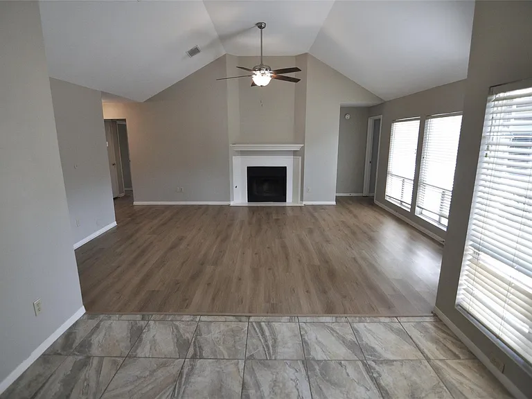 602 Timbergrove Ct — Photo 8