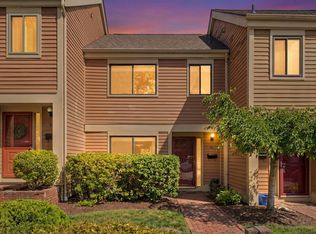 10 Bayberry Ln, Rye Brook, NY 10573