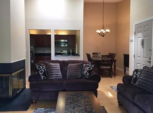 53 Taylor Dr #322, Franklin Park, NJ 08823