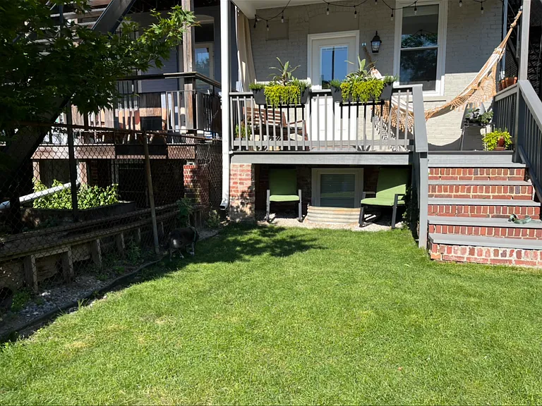 3114 13th St NW #C — Photo 2