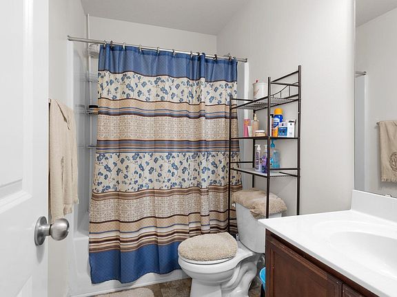 4th image of 804 Thornberry Court Spg
