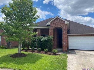 1950 Hunters Ridge Dr, Baton Rouge, LA 70816