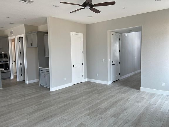 entry and great room area