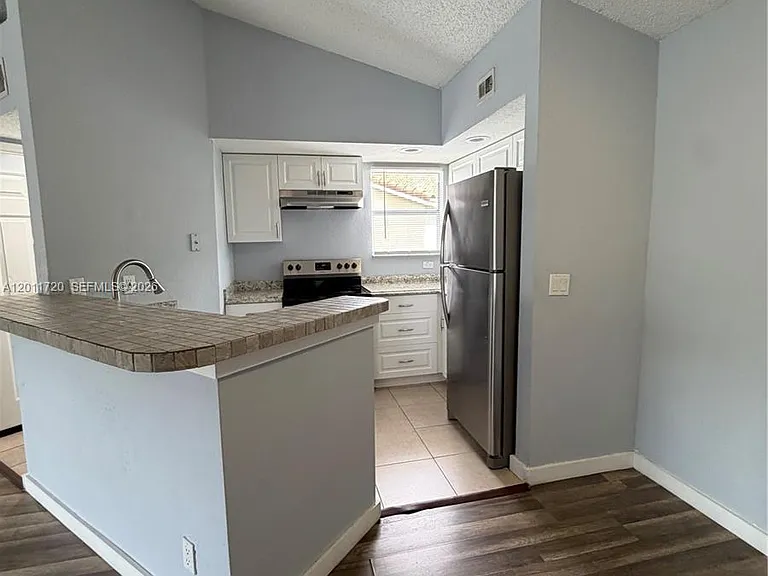 1306O0 Vista Isles Dr #221 — Photo 6