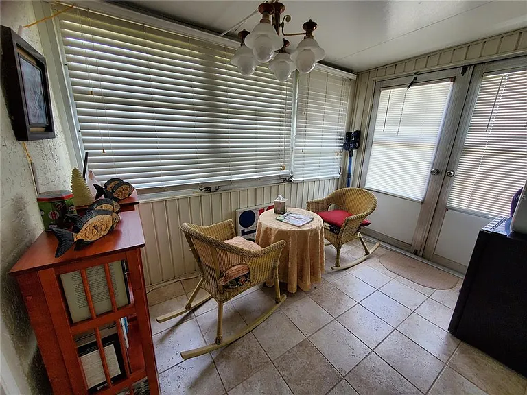 403 Finchley Ct #B — Photo 25