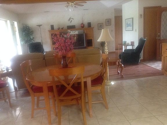 3rd image of 1604 Debby Ln
