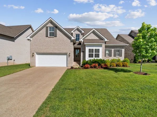 1708 Sorrell Park Dr, Spring Hill, TN 37174