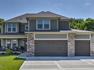 721 N Solomon Dr, Lone Jack, MO 64086