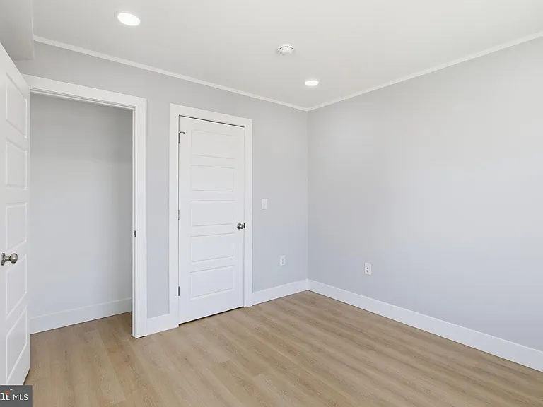 1511 W Flora St — Photo 36