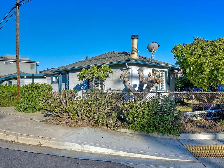 1505 Willow St — Photo 22